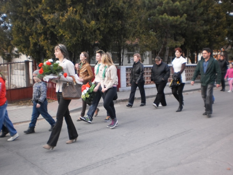 2011.március 15.