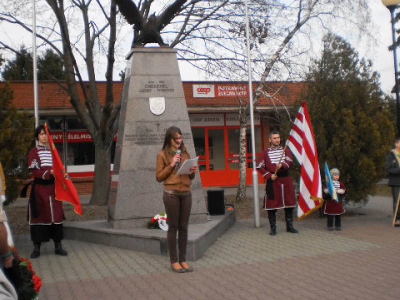 2011.március 15.