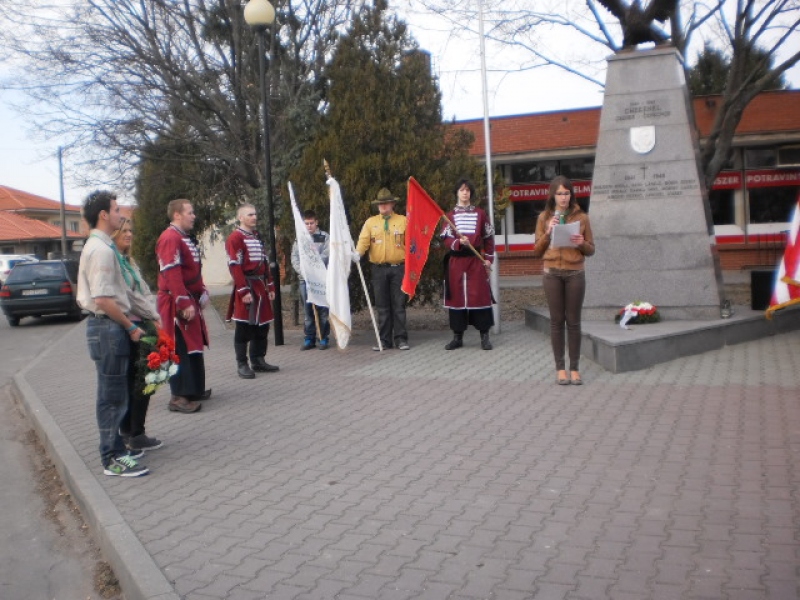 2011.március 15.