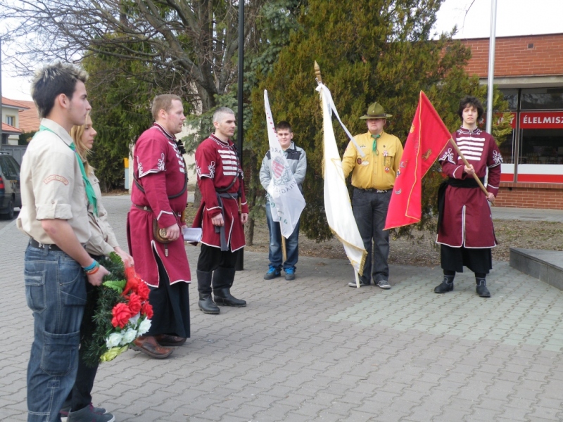 2011.március 15.