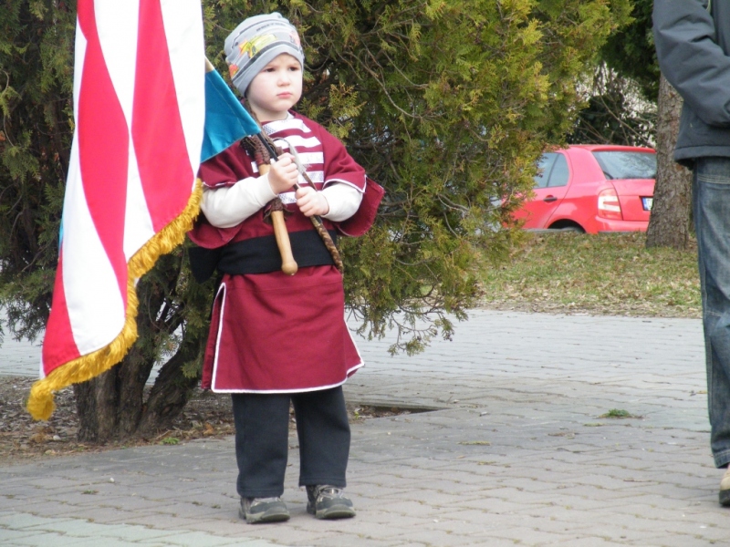 2011.március 15.